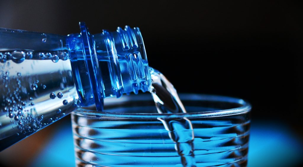 Microplastico de botellas de agua Microplastico botella de agua