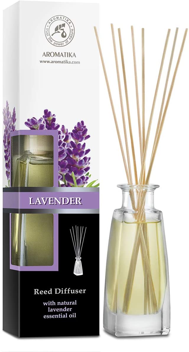 varillas y aceites esenciales de lavanda